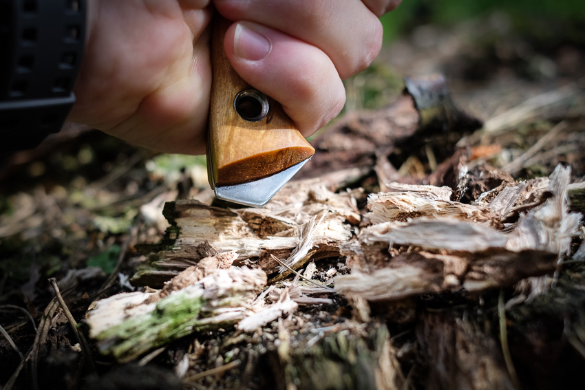 Helle Knives x Vox Utvaer 12C27 Curly Birch Full Tang Fixed Blade